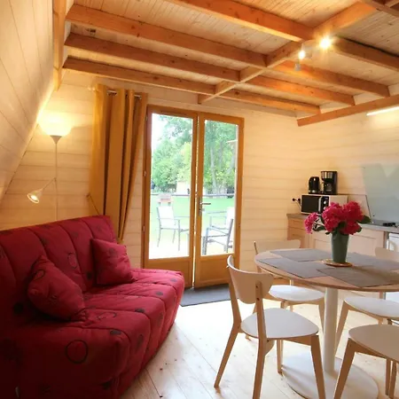 Lodges Les Pieris *